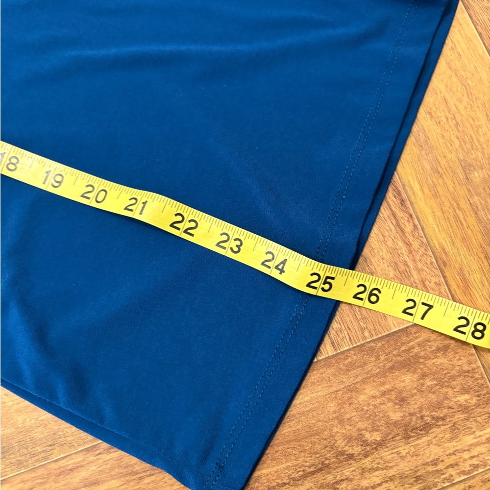 Ellen Tracy Women’s Medium Blue Tank Top Classic career work - Picture 7 of 7